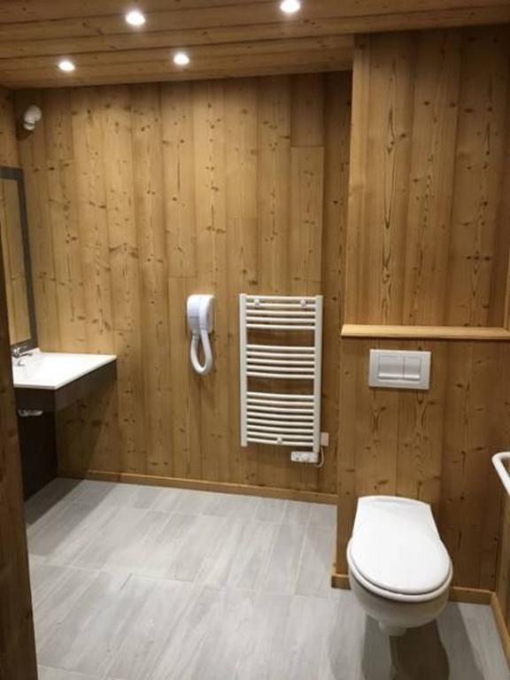 Hotel Les Combelles Chatel Ngoại thất bức ảnh