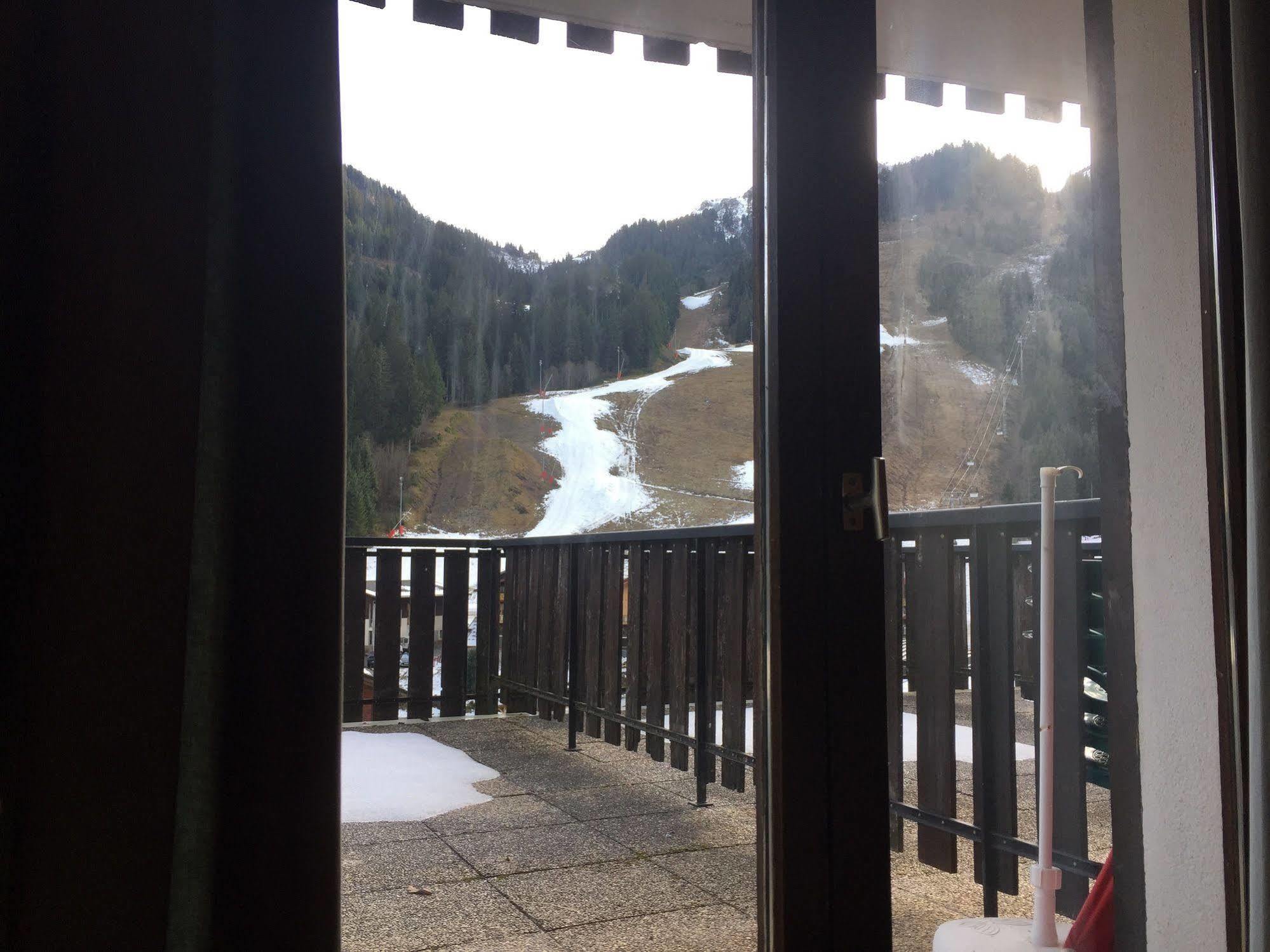 Hotel Les Combelles Chatel Ngoại thất bức ảnh